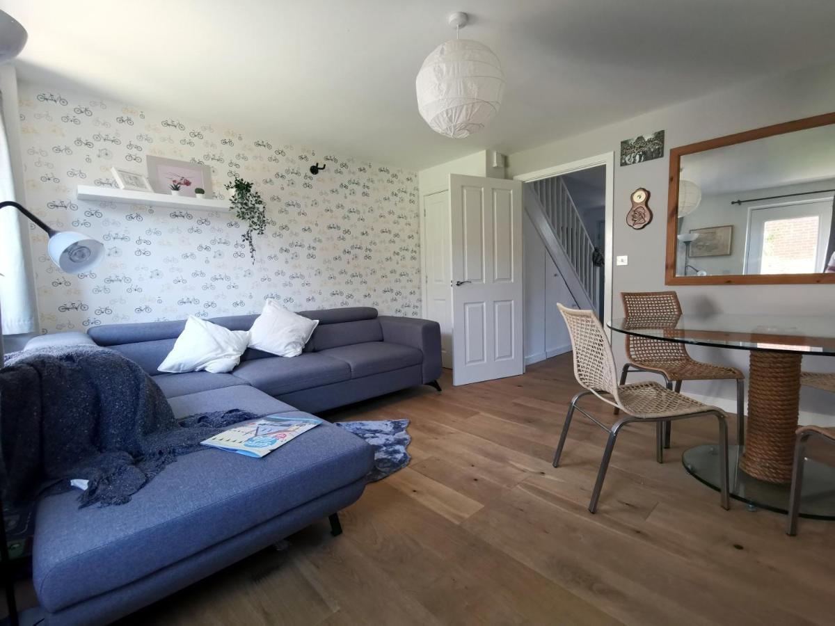 2 Bedroom House With Free Parking Lyme Regis Dış mekan fotoğraf