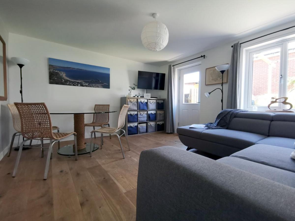 2 Bedroom House With Free Parking Lyme Regis Dış mekan fotoğraf